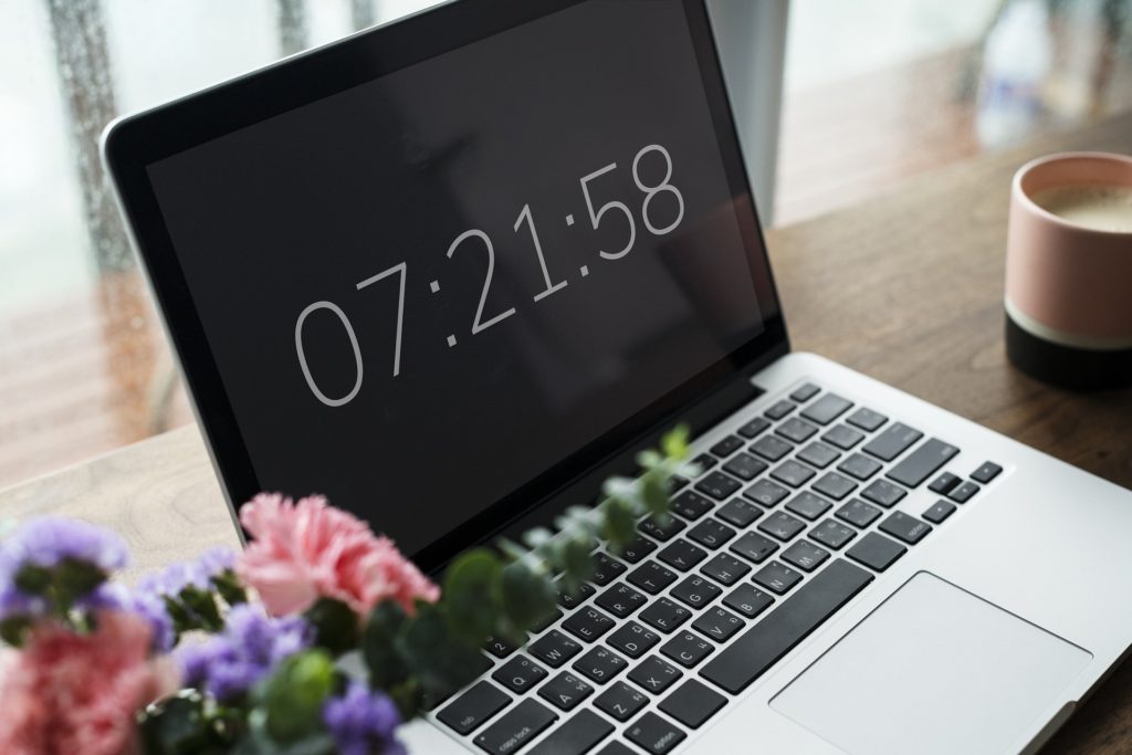 Do you wish you had more time? Ideas on time management techniques that help you get more done in less time. #timemanagement